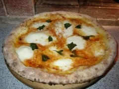 イタリア料理,ピッツァ，マルゲリータ