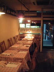 �p�X�^�}�j�A�̓X��